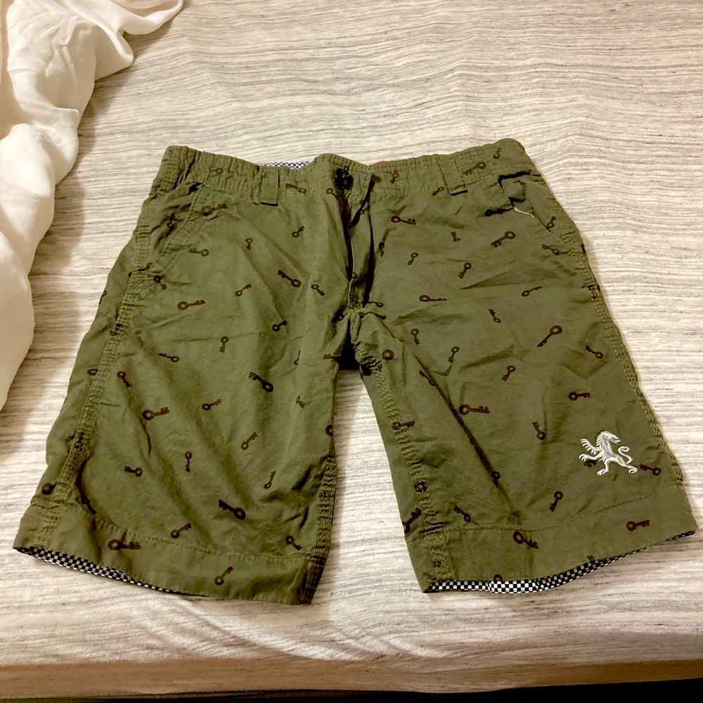 Express men’s size 32 green shorts